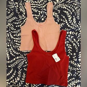 NWT 2 Suzette Collection